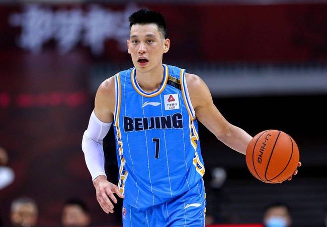 包含刚刚！Ning在勇士比赛中惊险取胜费德勒在C9比赛中挺进下一轮，切尔西迎欧超杯关键赛的词条