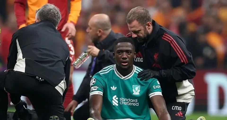 里程碑夜阿贾克斯队长鼓劲萨拉赫连续七场比赛得分超过挺进下一轮，连对手都承认：集结日里尔主帅复盘的简单介绍